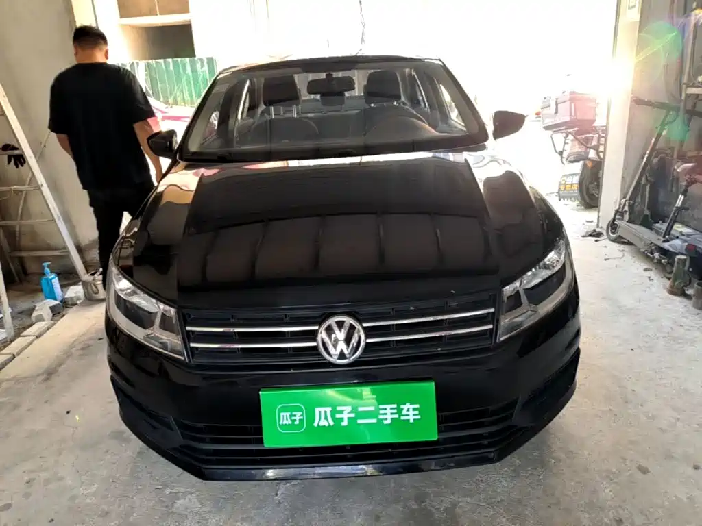 Volkswagen Santana — миниатюра 3