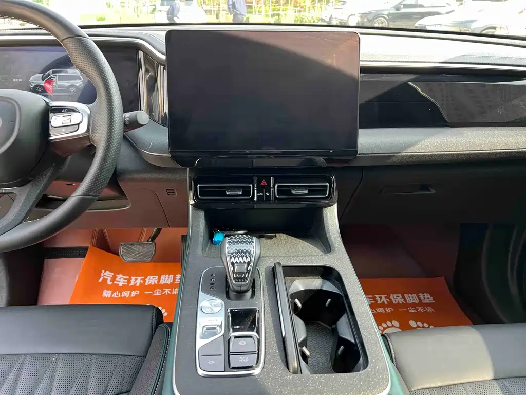 GAC GS8 2022 2.0TGDI Luxury Smart Connect （ мест）