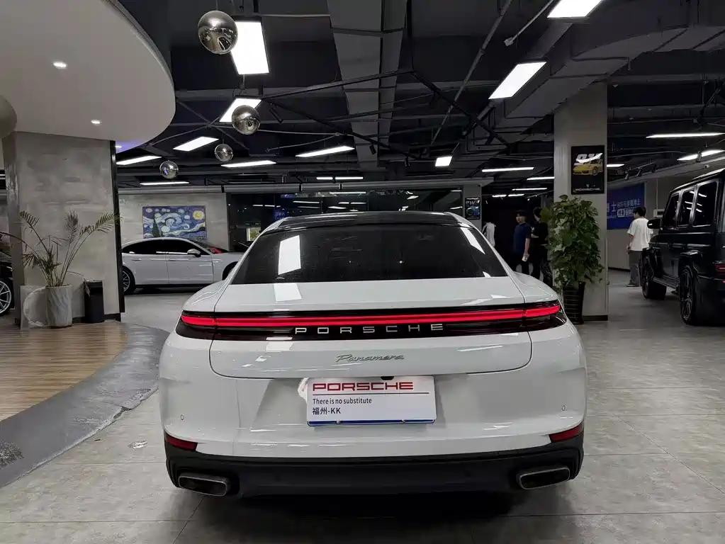 Porsche Panamera — миниатюра 9