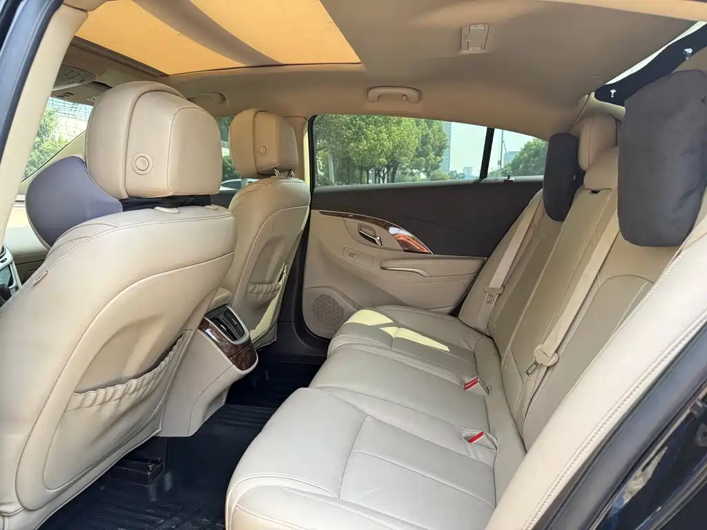 Buick LaCrosse — миниатюра 4