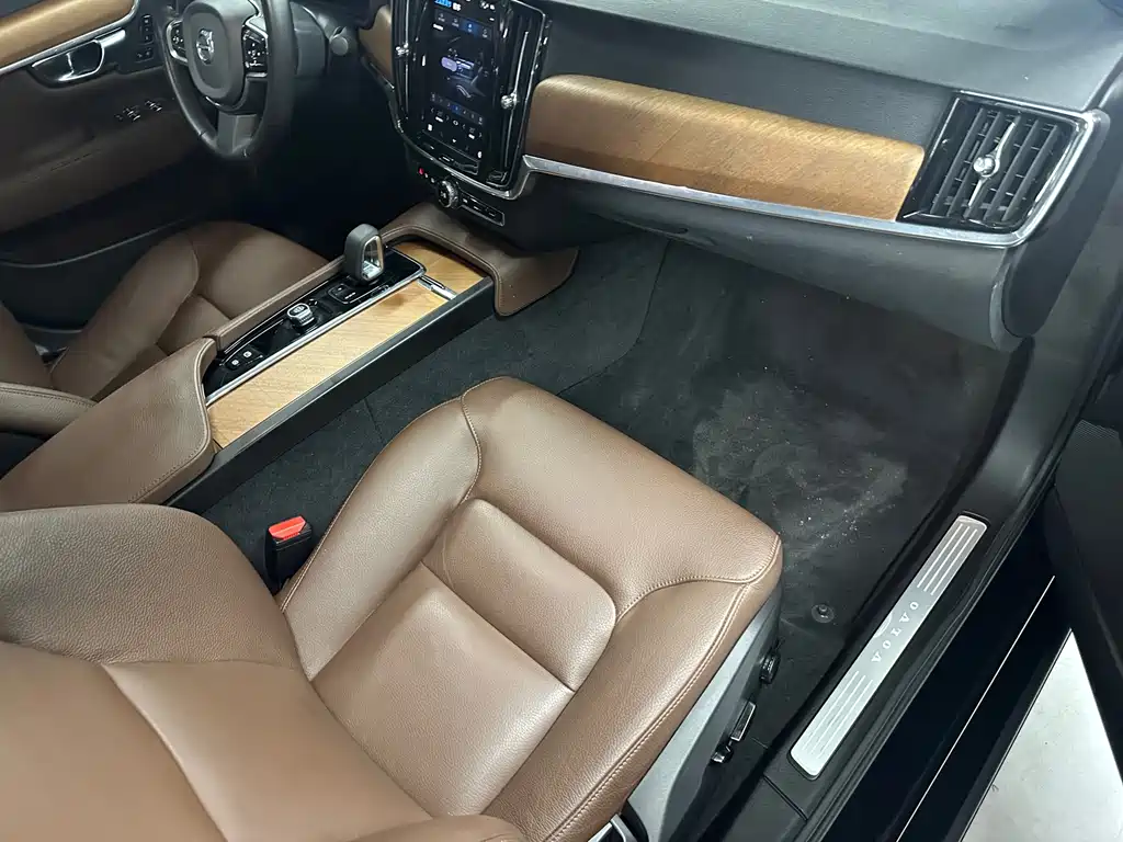 Volvo S90 — миниатюра 12