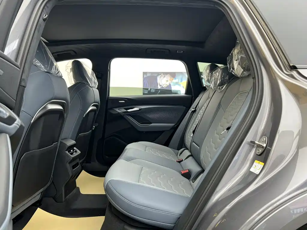 Audi Q6L e-tron — миниатюра 19