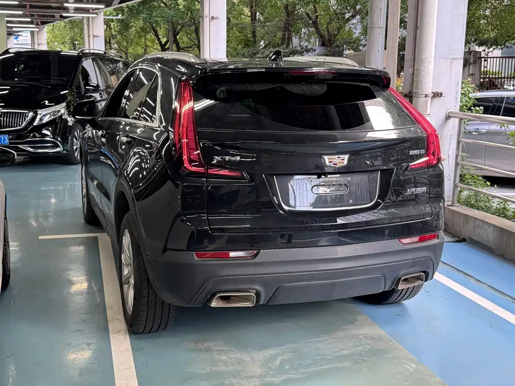 Cadillac XT4 — миниатюра 5