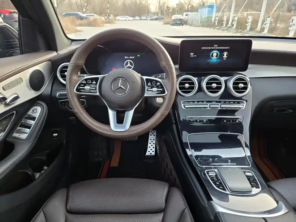 Mercedes-Benz GLC 2021 GLC 260 L 4MATIC