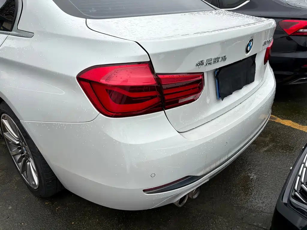 BMW 3 Series — миниатюра 7