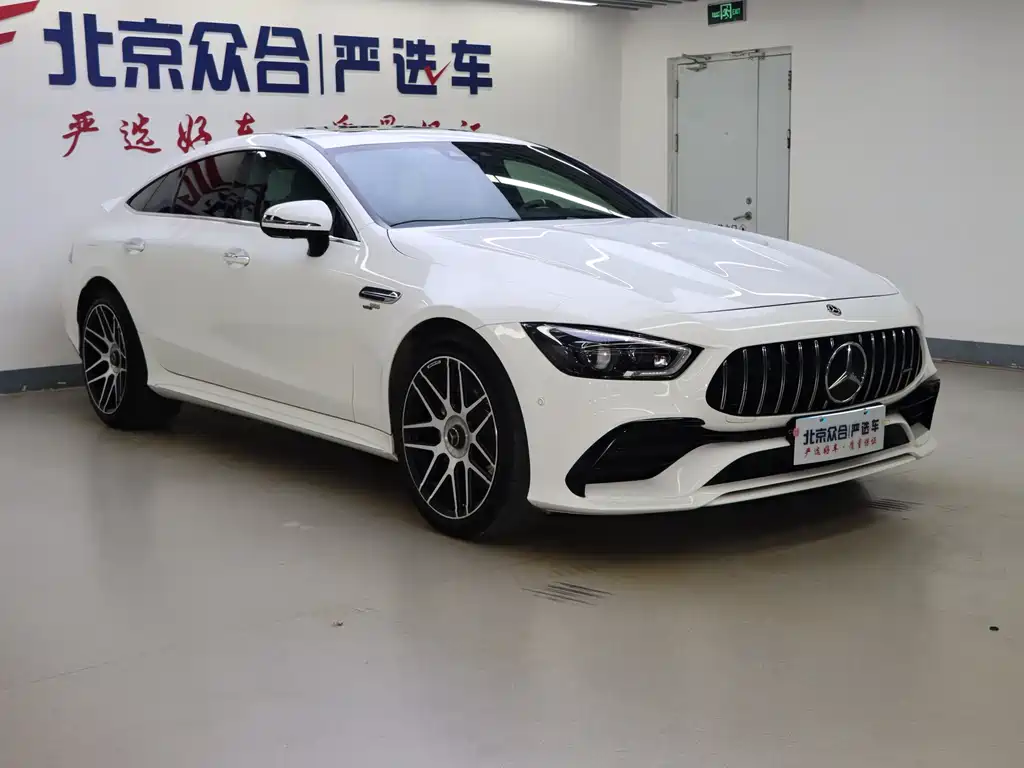 MERCEDES-BENZ AMG GT