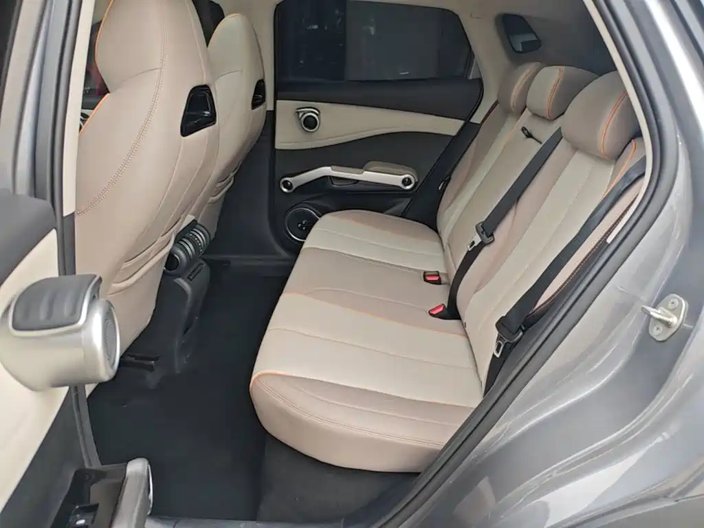 BYD Yuan Plus — миниатюра 17