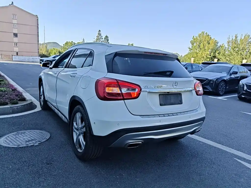 Mercedes-Benz GLA — миниатюра 5