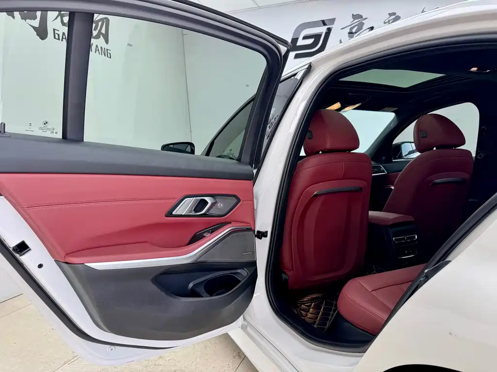 BMW 3 Series — миниатюра 11