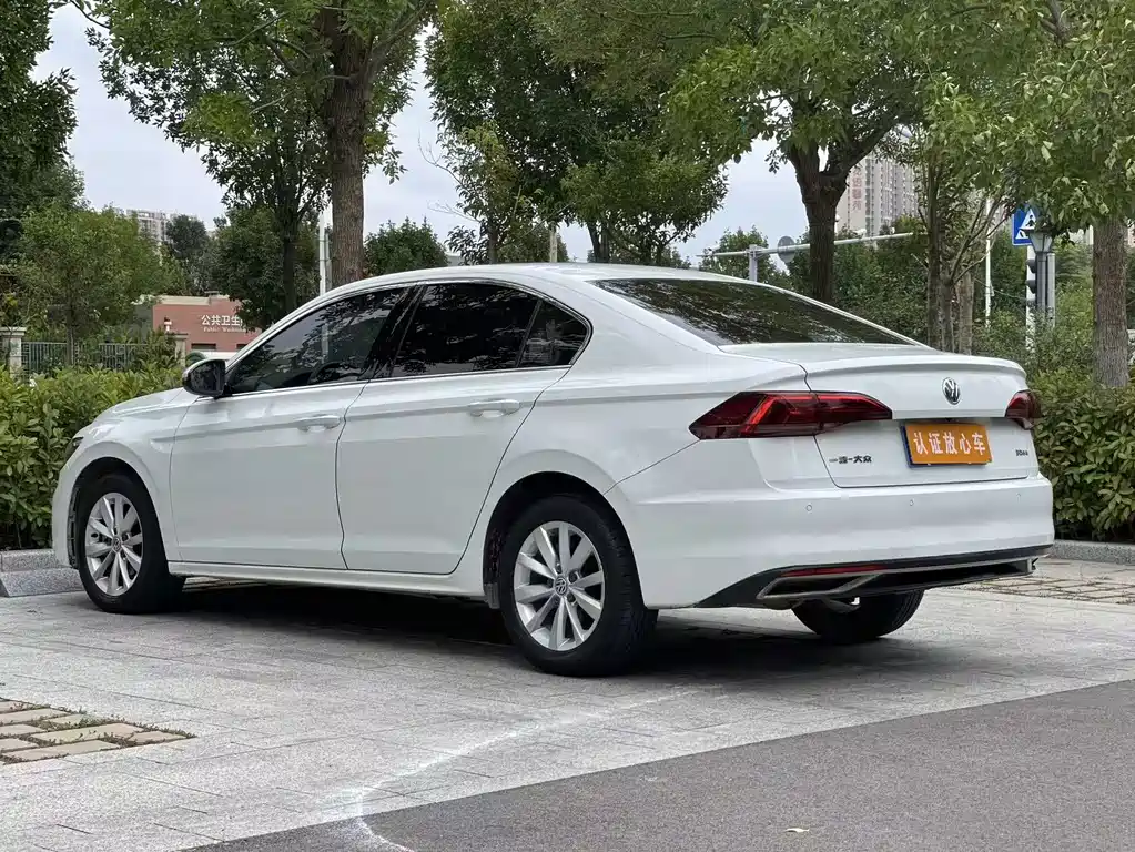 Volkswagen Bora — миниатюра 7