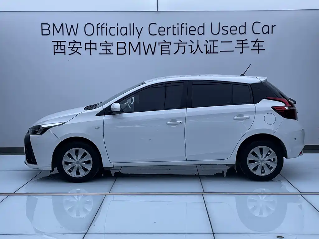 Toyota Yaris L — миниатюра 3