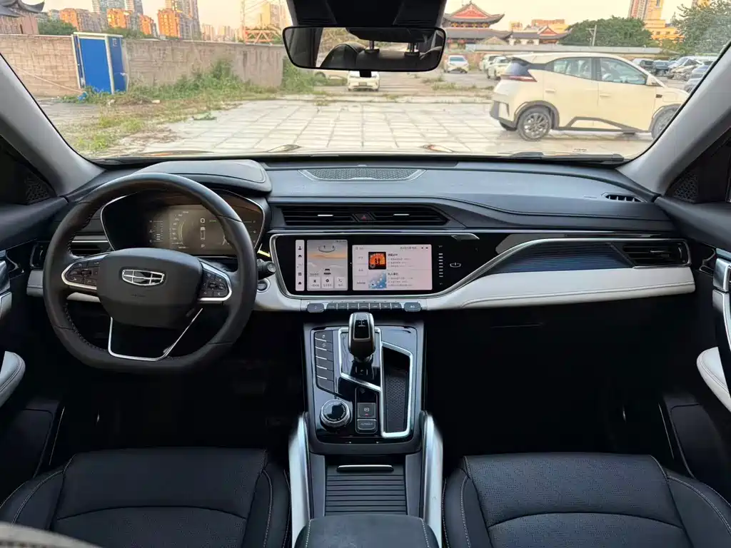 Geely Boyue — миниатюра 6