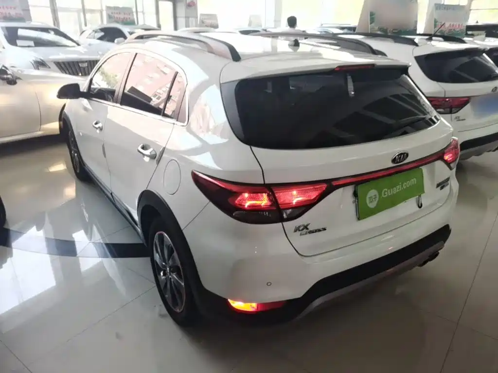 Kia KX Cross — миниатюра 23