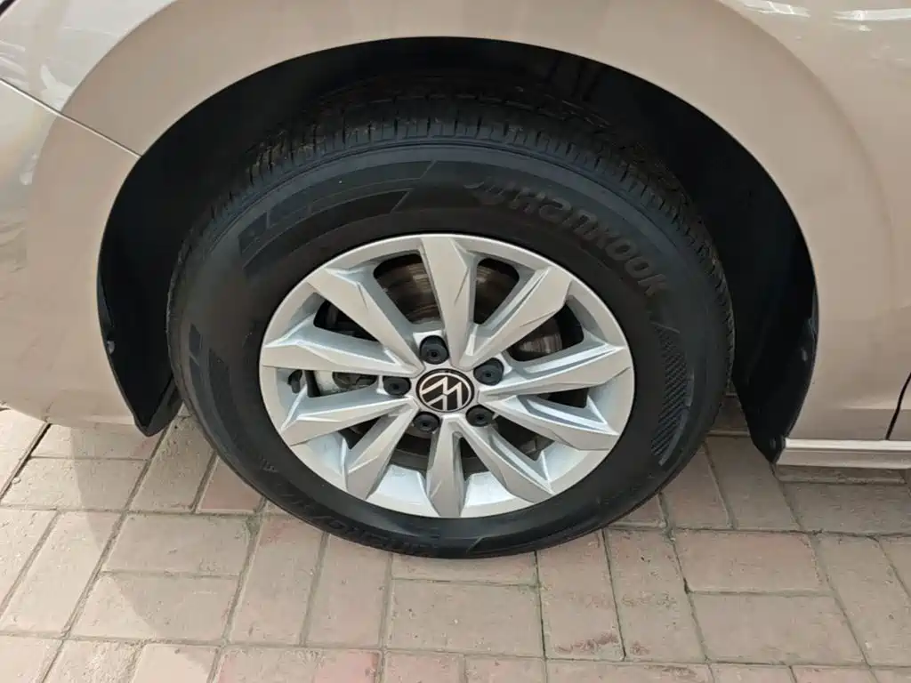 Volkswagen Bora — миниатюра 23