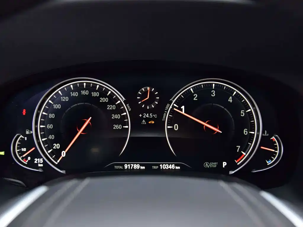 BMW 7 Series — миниатюра 13