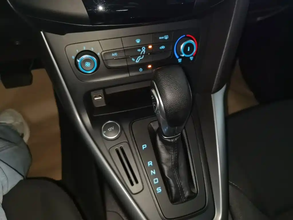 Ford Focus — миниатюра 14