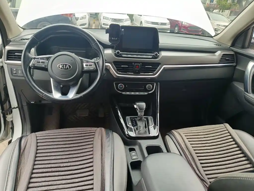 Kia Sportage — миниатюра 10