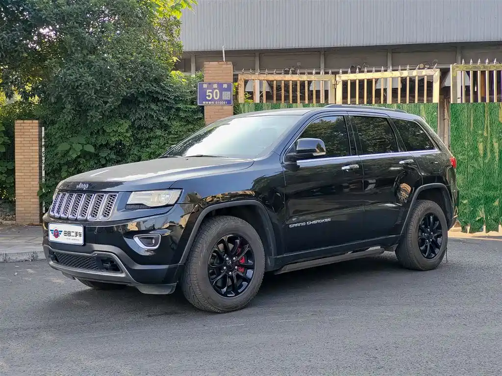 Купить Jeep Grand Cherokee (Import)