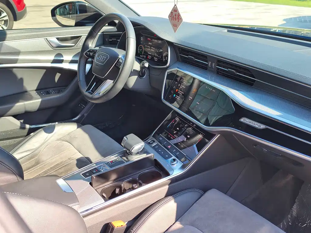 Audi A6L New Energy — миниатюра 20