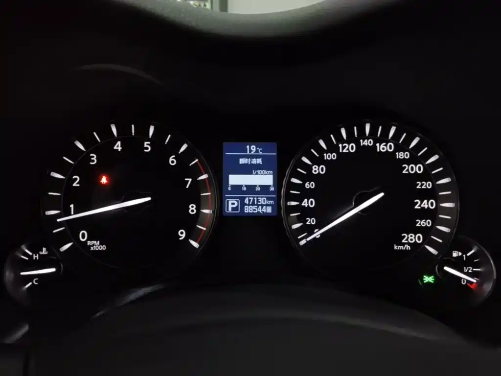 Infiniti Q70 — миниатюра 12