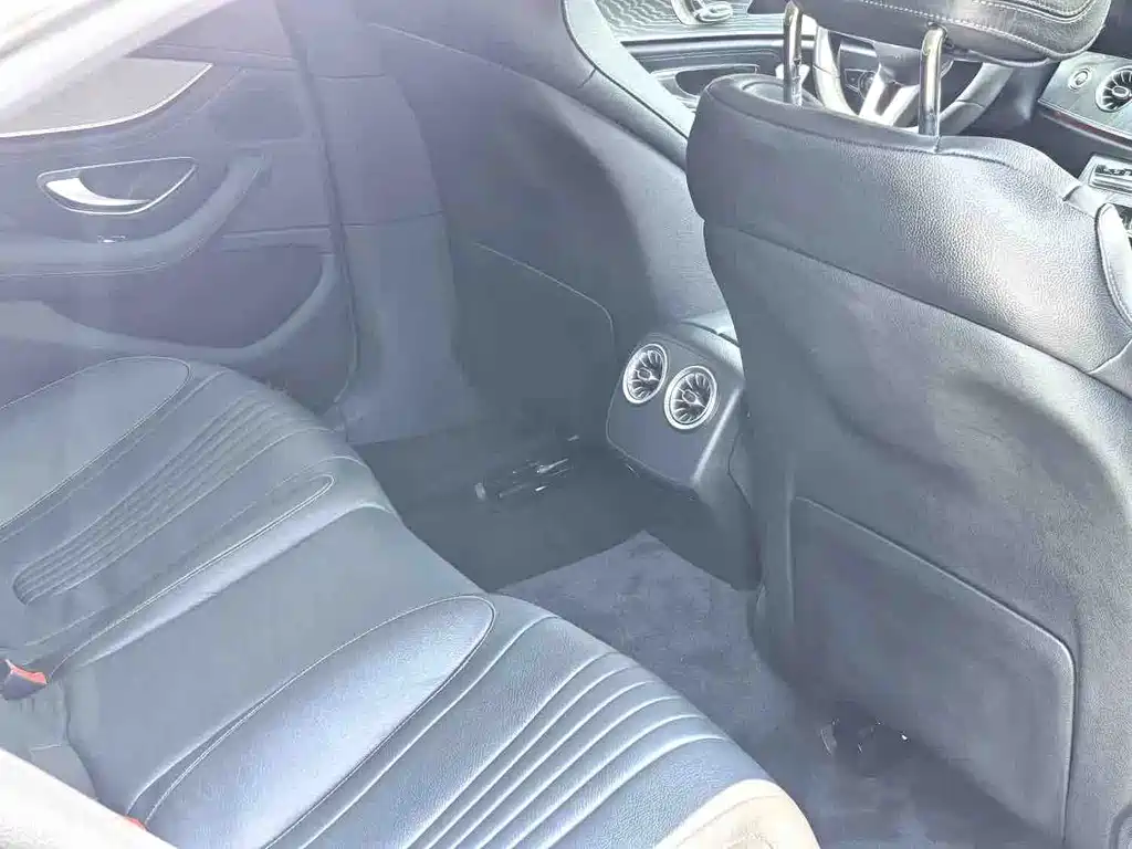 Mercedes-Benz CLS — миниатюра 8