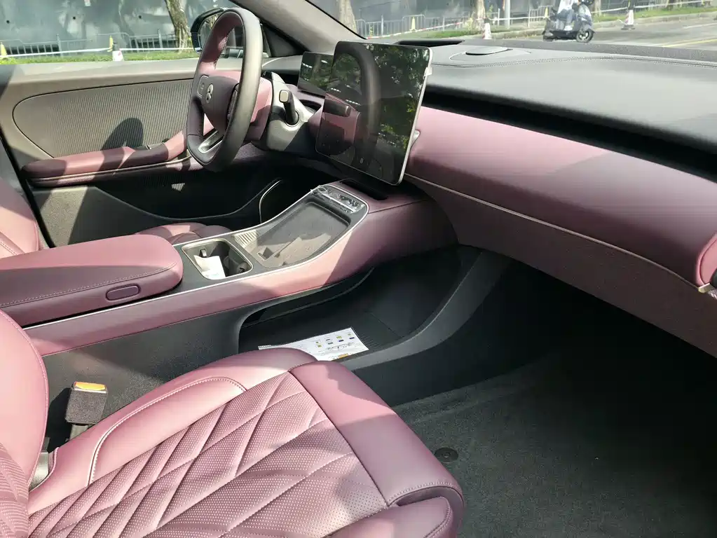 NIO ET5T — миниатюра 7