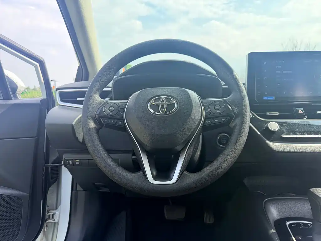 Toyota Corolla — миниатюра 16