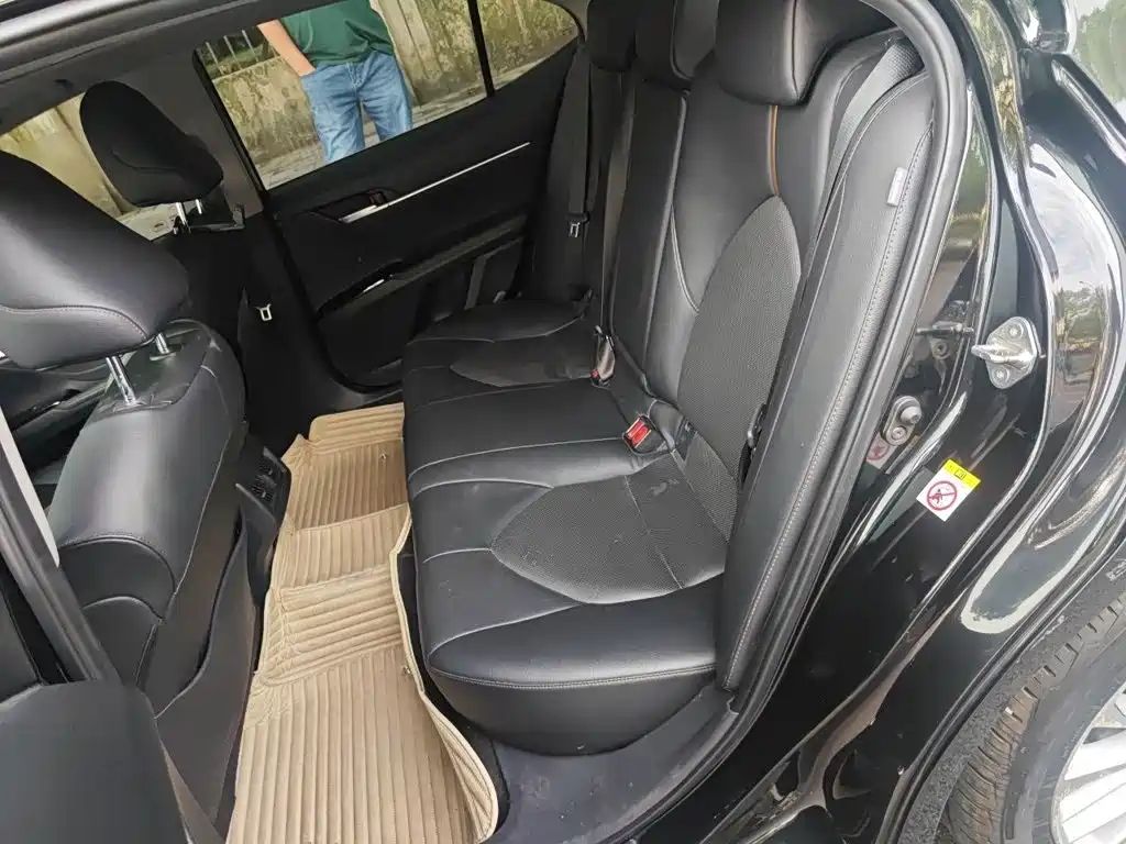 Toyota Camry — миниатюра 15