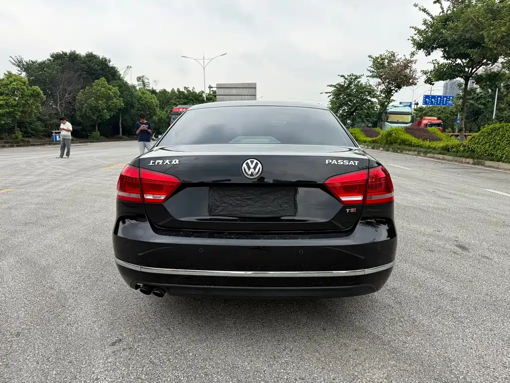 Volkswagen Passat — миниатюра 5