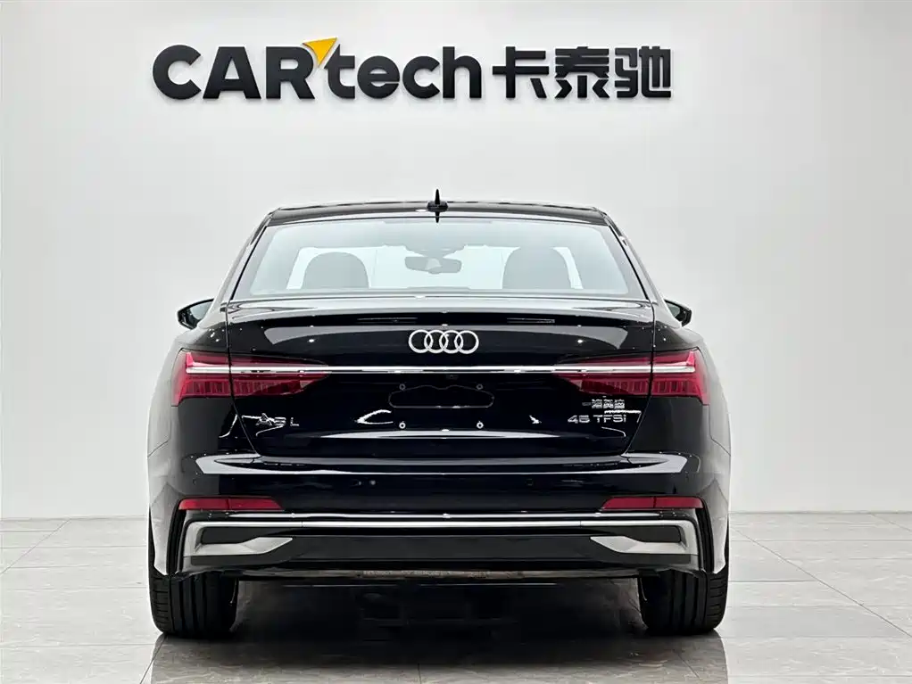 Audi A6L 2024 40 TFSI Luxury