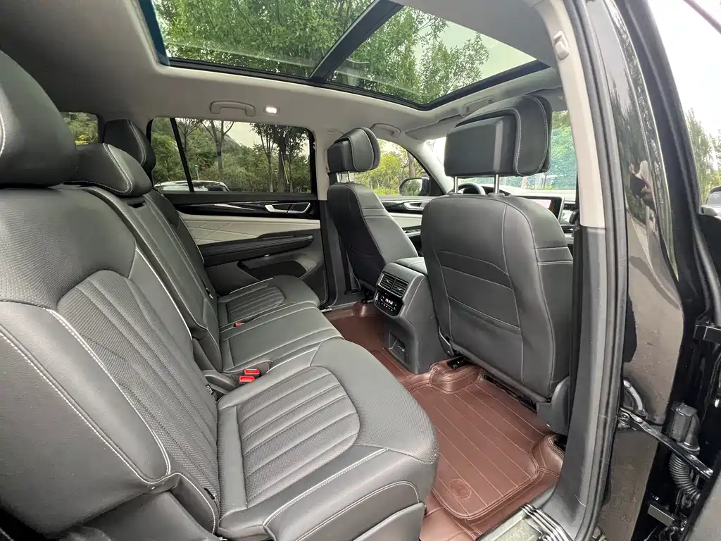 Volkswagen Teramont — миниатюра 10