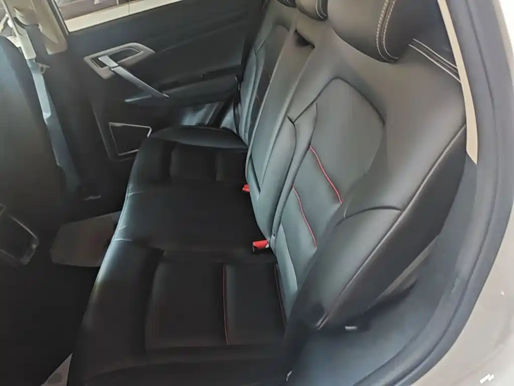 Geely Boyue — миниатюра 17
