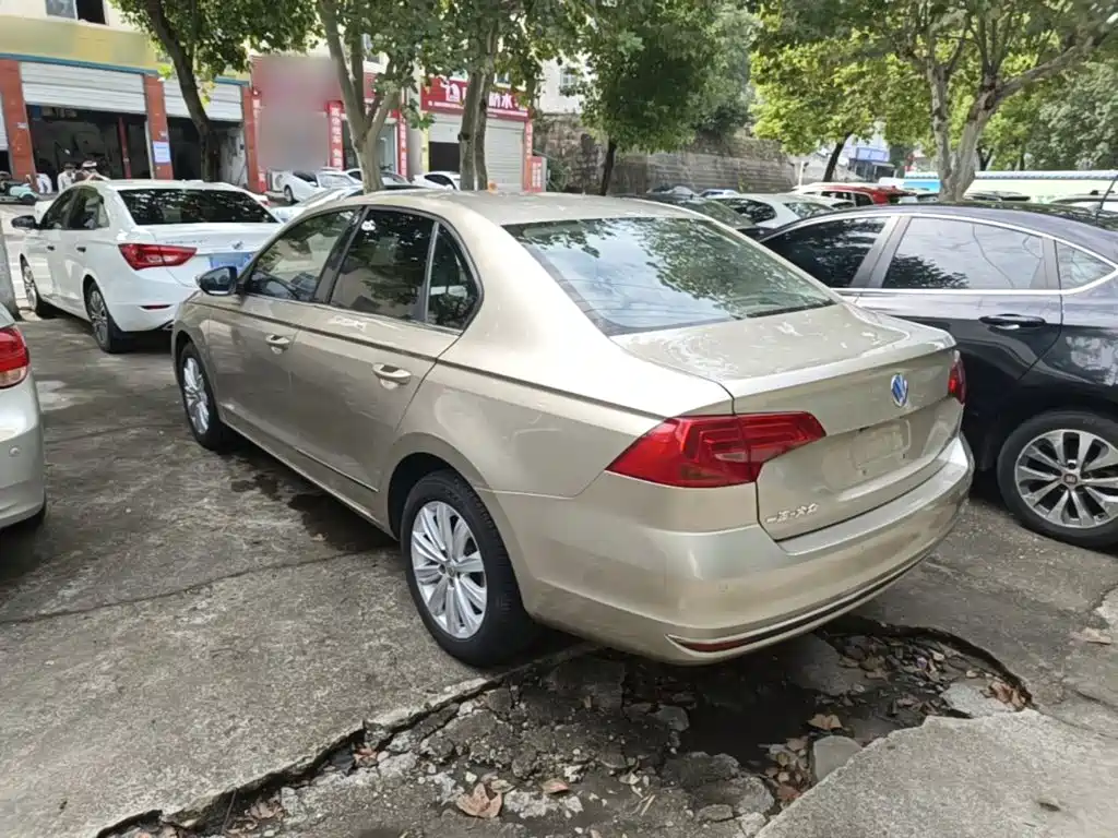 Volkswagen Bora — миниатюра 5