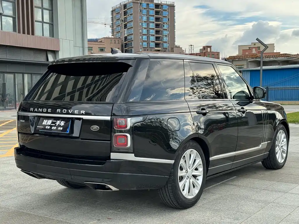 Land Rover Range Rover — миниатюра 9
