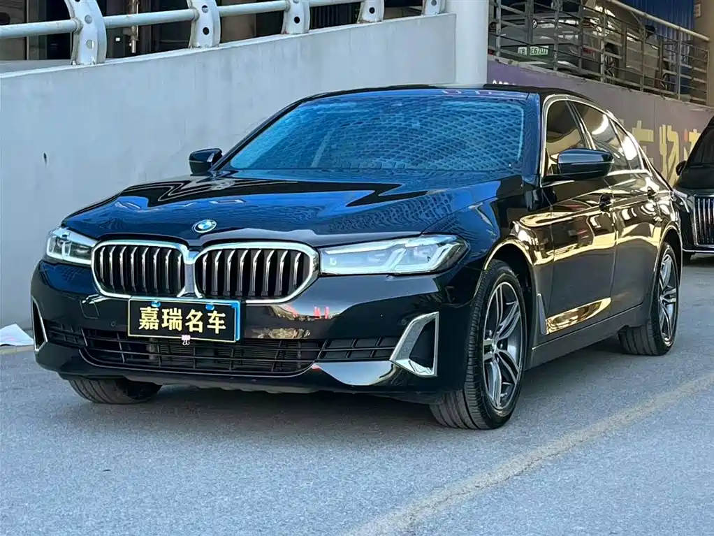 BMW 5 Series 2021