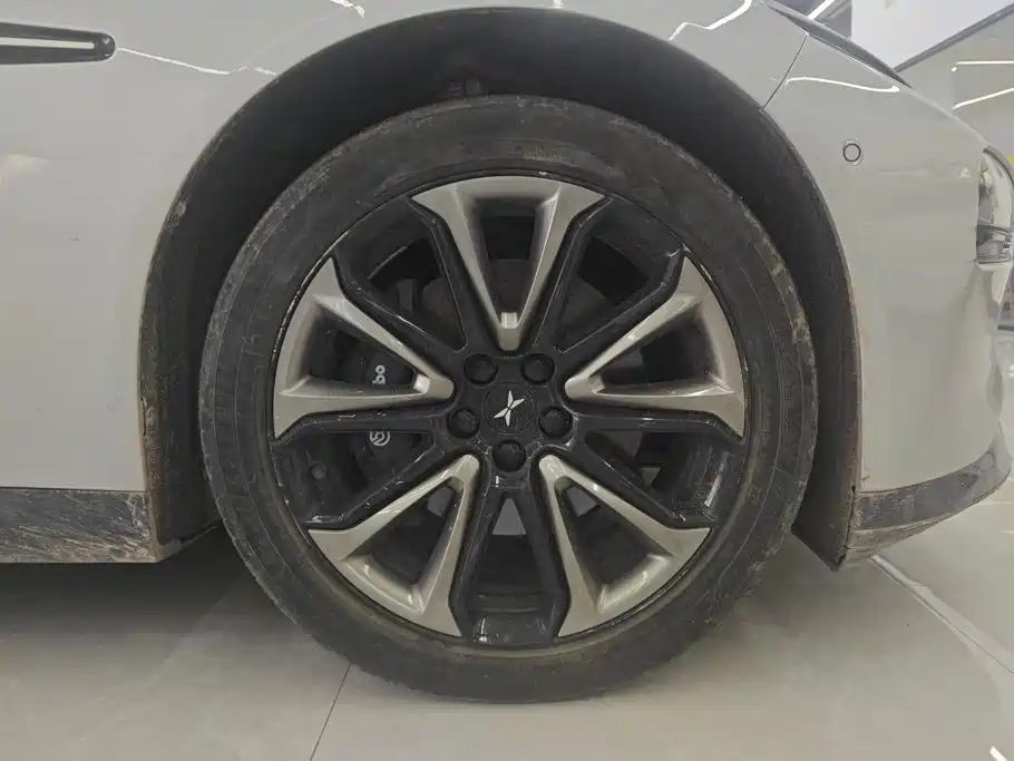 XPeng P7 — миниатюра 6