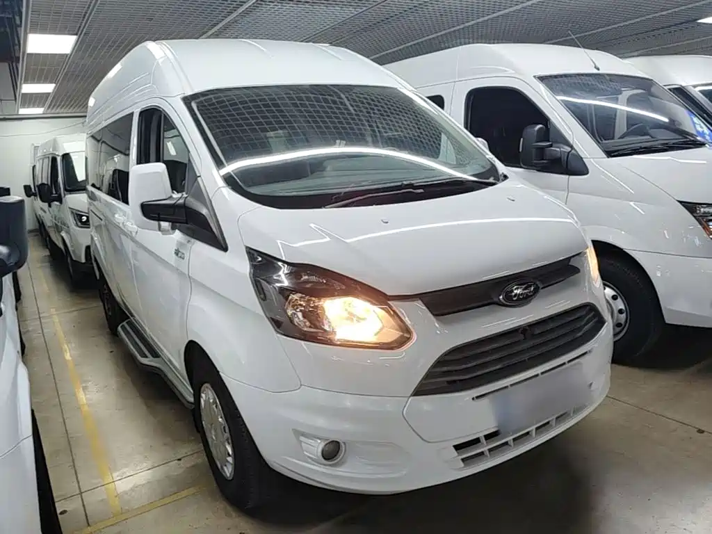 Ford Transit — миниатюра 4
