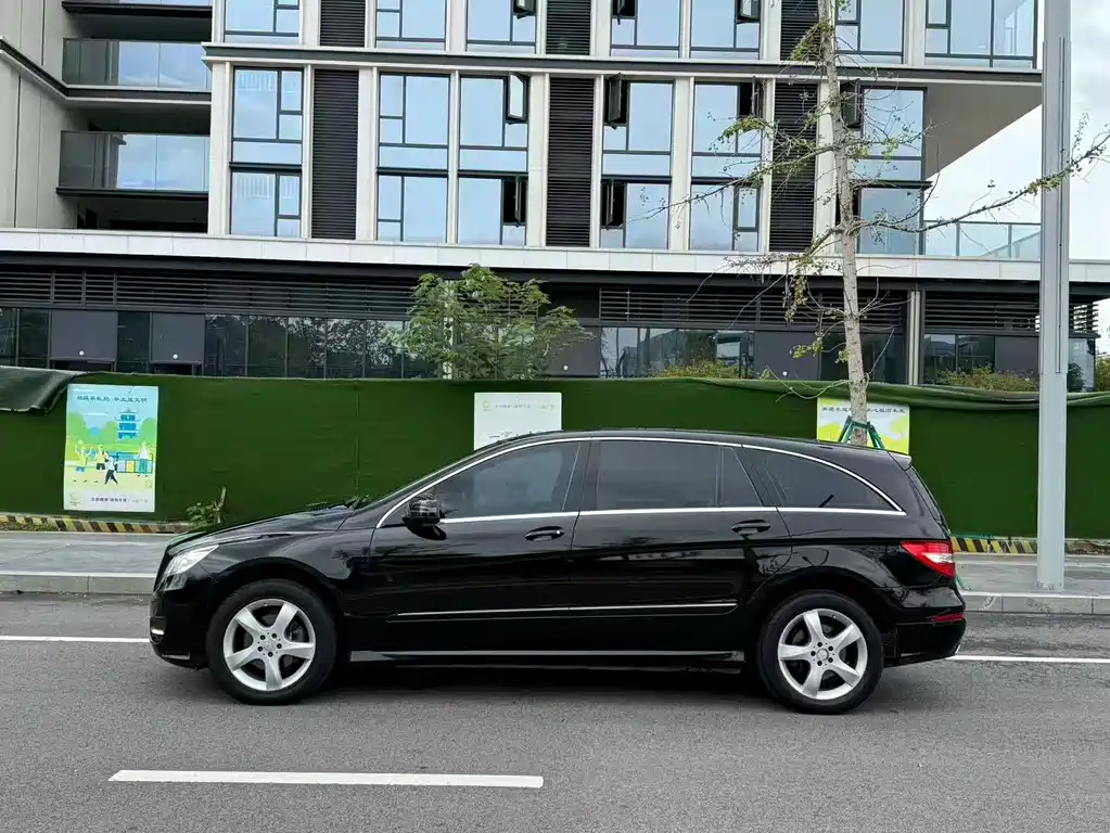 Mercedes-Benz R-Class — миниатюра 6