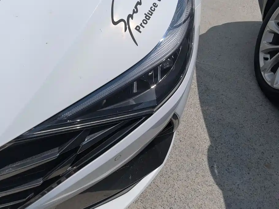 Hyundai Elantra — миниатюра 5