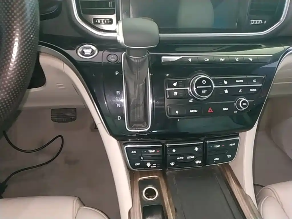 GAC Motor Trumpchi M8 — миниатюра 14