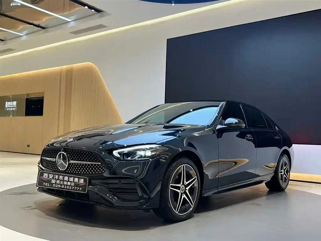Mercedes-Benz C-Class 2025