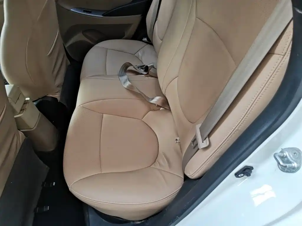 Hyundai Verna — миниатюра 17