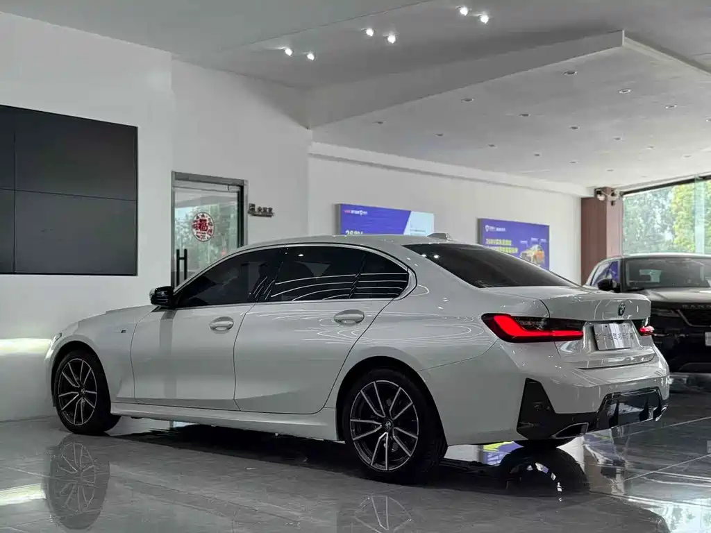 BMW 3 Series — миниатюра 5