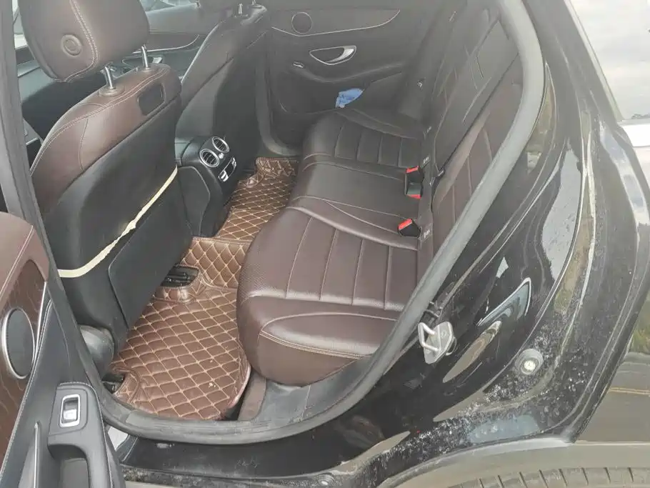 Mercedes-Benz GLC — миниатюра 11