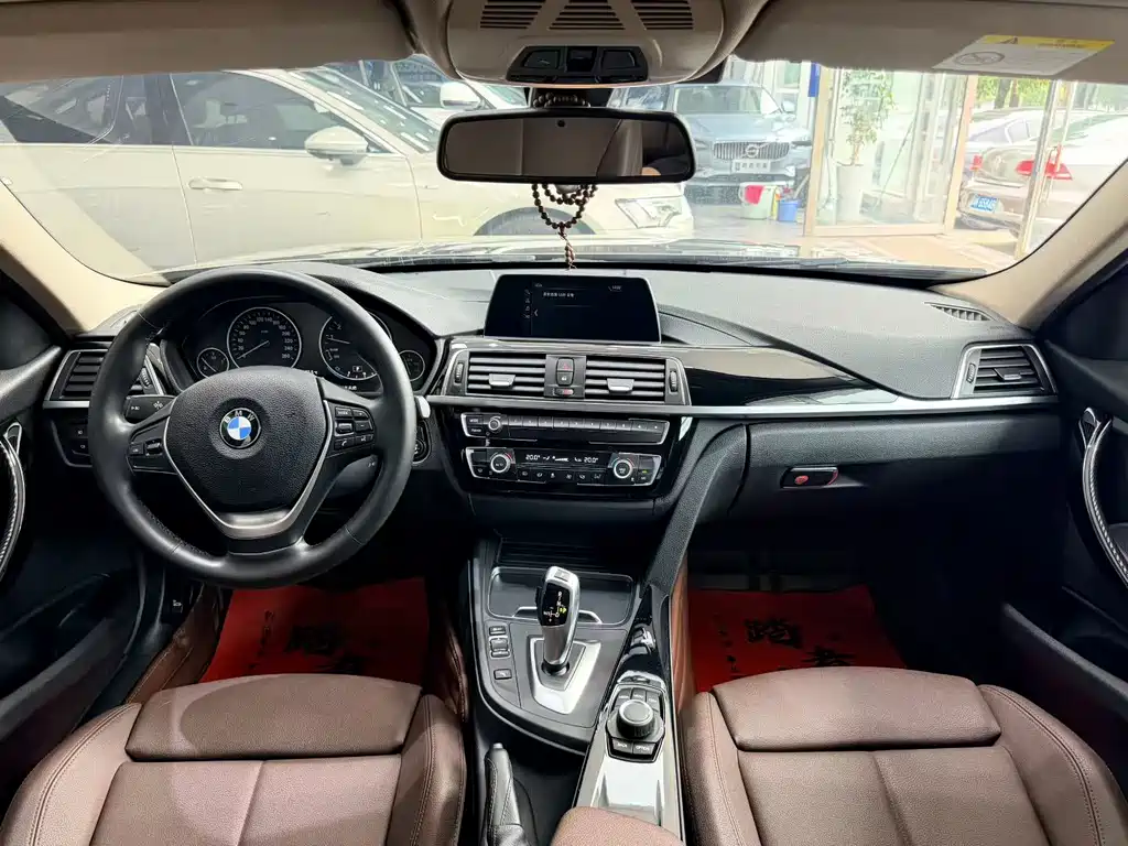 BMW 3 Series — миниатюра 6