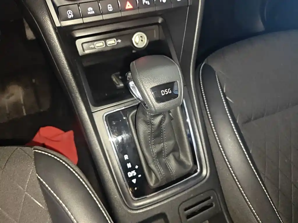 Skoda Karoq — миниатюра 14