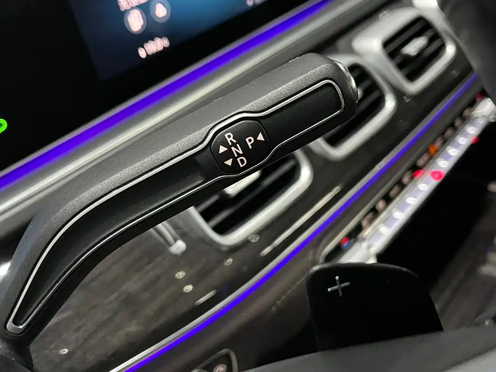 Mercedes-Benz GLS — миниатюра 20