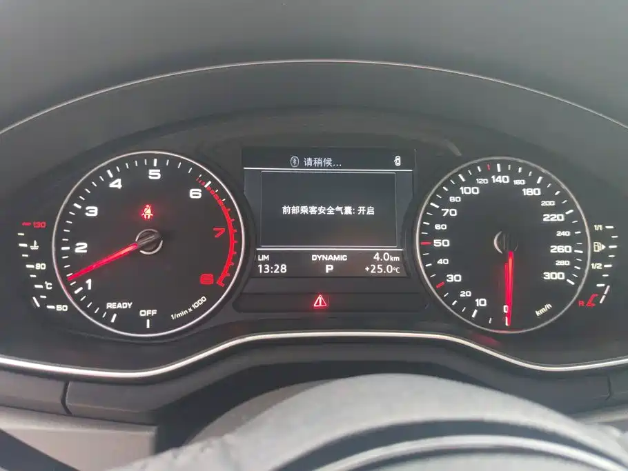 Audi A4L — миниатюра 14