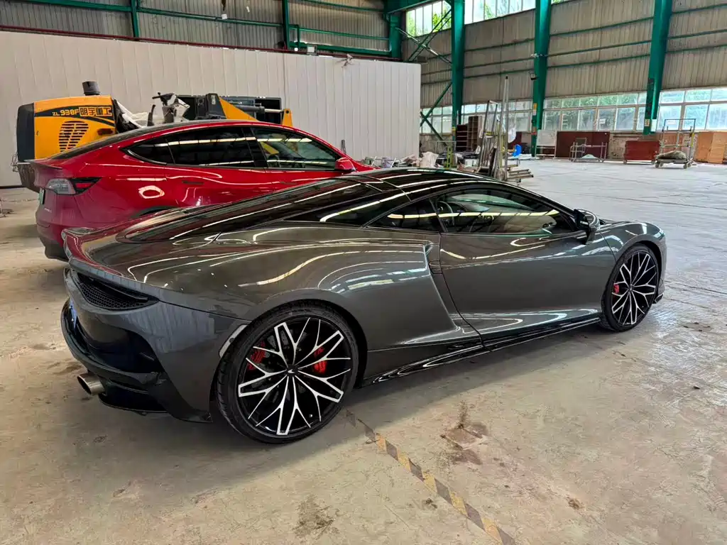 MCLAREN  GT