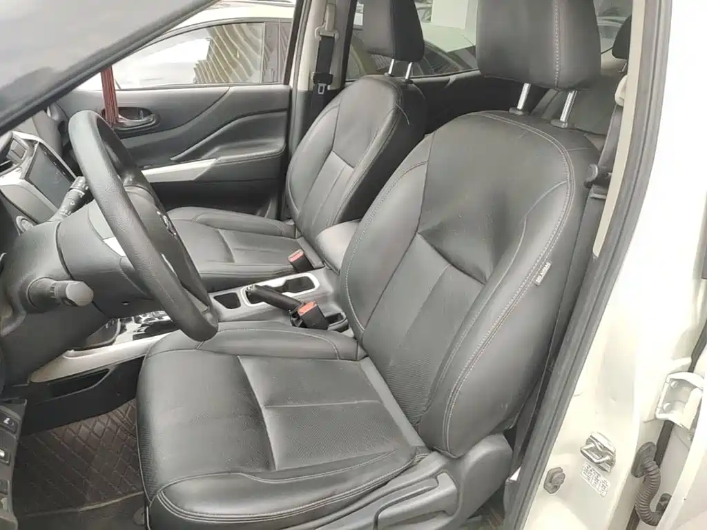 Nissan Terra — миниатюра 15